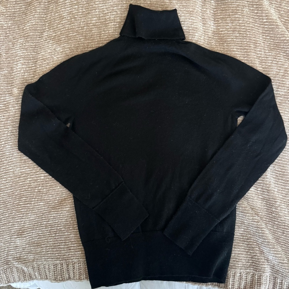 Banana Republic Black Merino Wool Turtleneck Size XS
